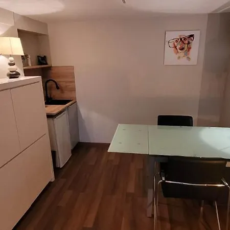 Studio Chaleureux Avec Parking Gratuit Vandœuvre-lès-Nancy Extérieur photo